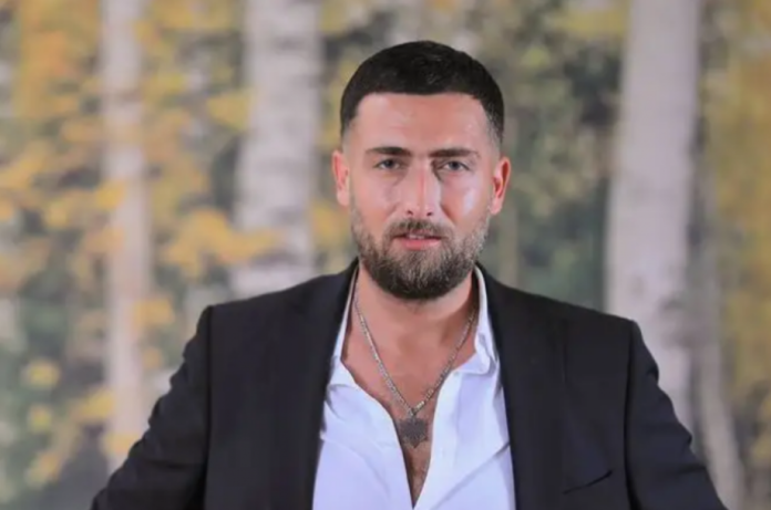 “ke-me-hanger-plumin-shpejt”,-deshton-seanca-per-kanosjen-ndaj-moderatorit-alaudin-hamiti