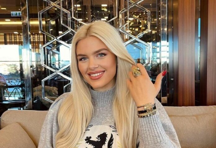 learta-jakupi-behet-si-modele,-sfilon-ne-itali